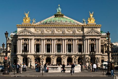 1920px-Paris_Opera_full_frontal_architecture,_May_2009
